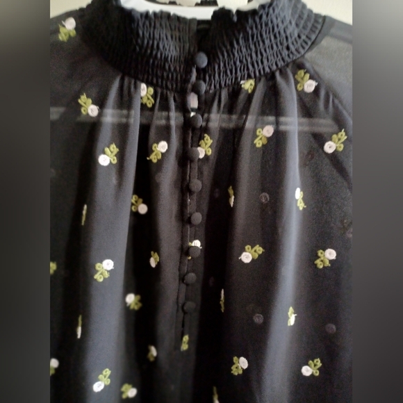 CABI Sheer Black Embroidered Floral Blouse Sz M Romantic Dark Angel Fairy Date - Picture 3 of 13